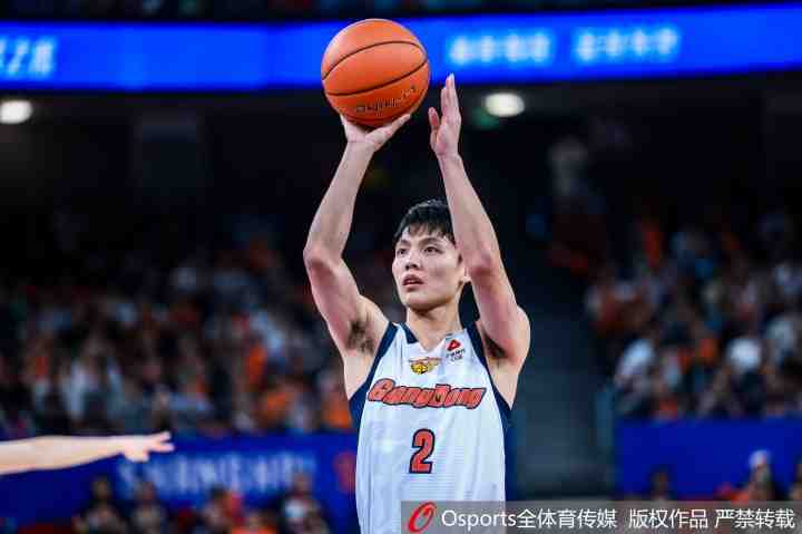 毫无存在感!徐杰首节3中0无任何有效数据 1次失误